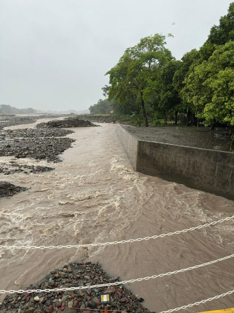 Autoridades del Meta mantienen monitoreo permanente por crecientes súbitas e inundaciones tras fuertes lluvias