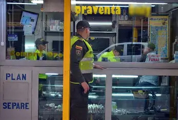 Operativos de seguridad en compraventas dejan cierre temporal de establecimientos en Colombia