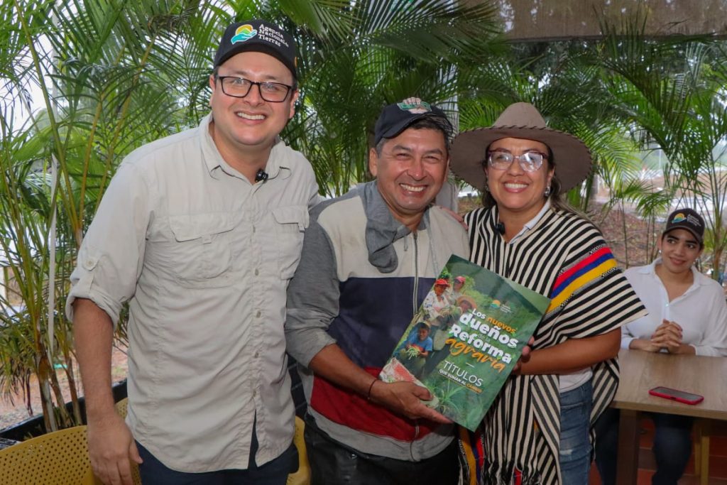 Entrega de 237 títulos de propiedad en el Meta