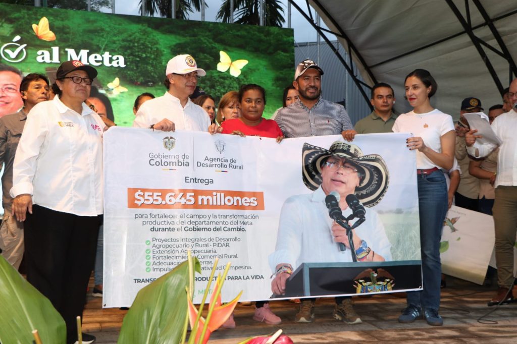 Más de 12.643 hectáreas fueron entregadas a 464 familias campesinas durante la jornada de Reforma Agraria en Villavicencio.