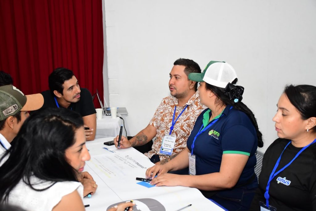 Empresarios del Meta participan en formación empresarial impulsada por Cofrem