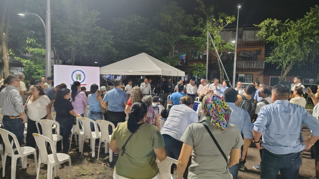 Cancha renovada Portales del Llano y Uniportales
