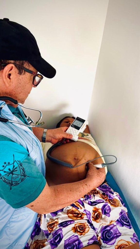 Equipo médico realiza jornada de atención en una vereda rural de Puerto Gaitán durante las brigadas de salud del Meta.