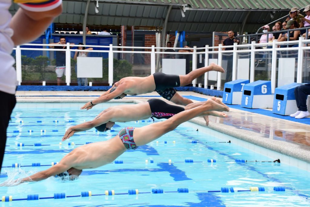 Nadadores participan en el 5.º Festitorneo de Natación Cofrem en Villavicencio