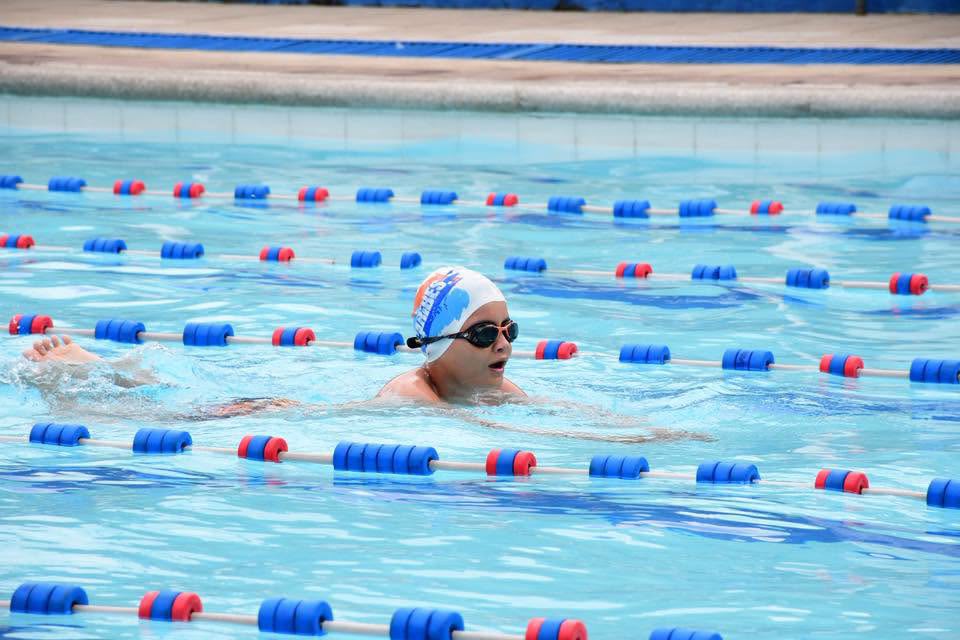 Niños y jóvenes compiten en el Festitorneo de Natación Cofrem en el Meta