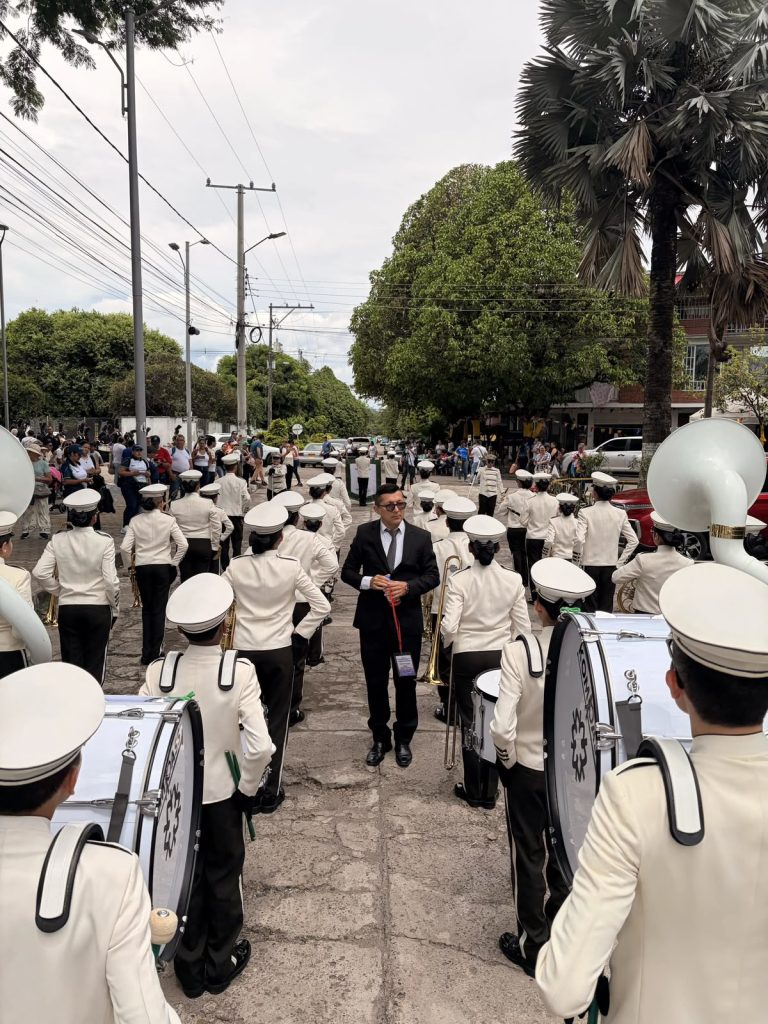 Estudiantes del Colegio Cofrem campeones nacionales de bandas de marcha en Mariquita